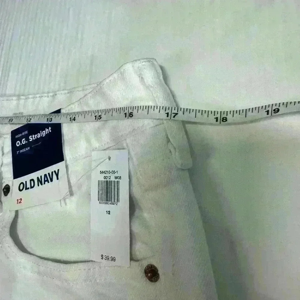 NWT Old Navy white Shorts 3 inch high rise button fly frayed hem size 12 casual - Picture 3 of 9